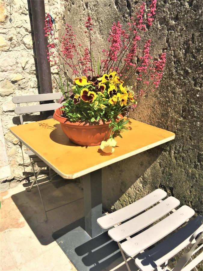 Il Girasole Daire Caprino Veronese Dış mekan fotoğraf